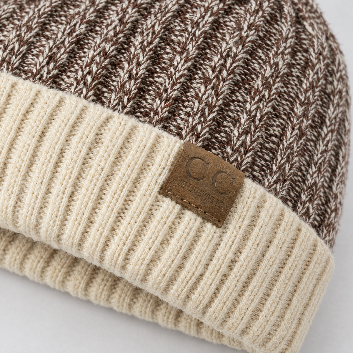 classicbeanie khaki feature2
