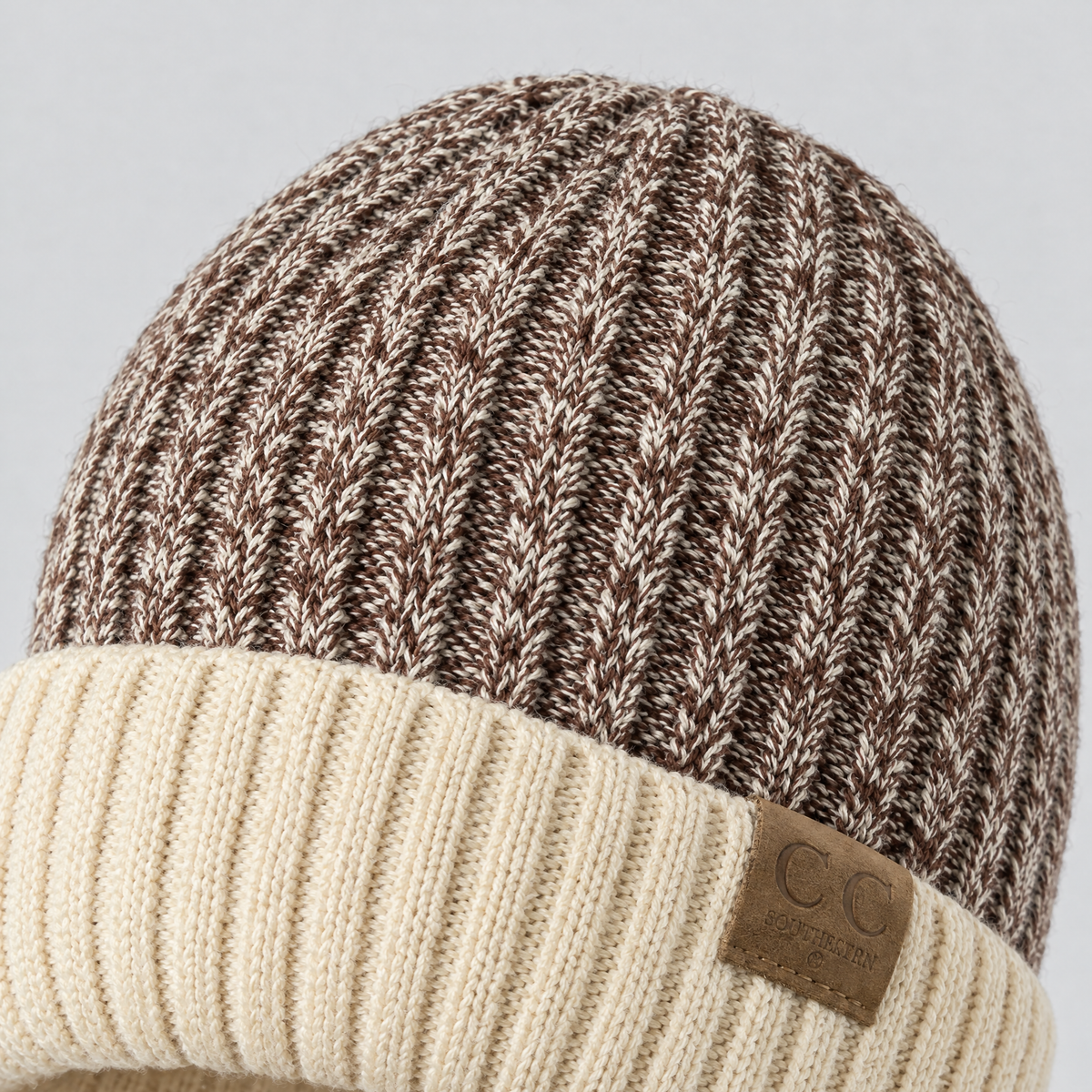 classicbeanie khaki feature3