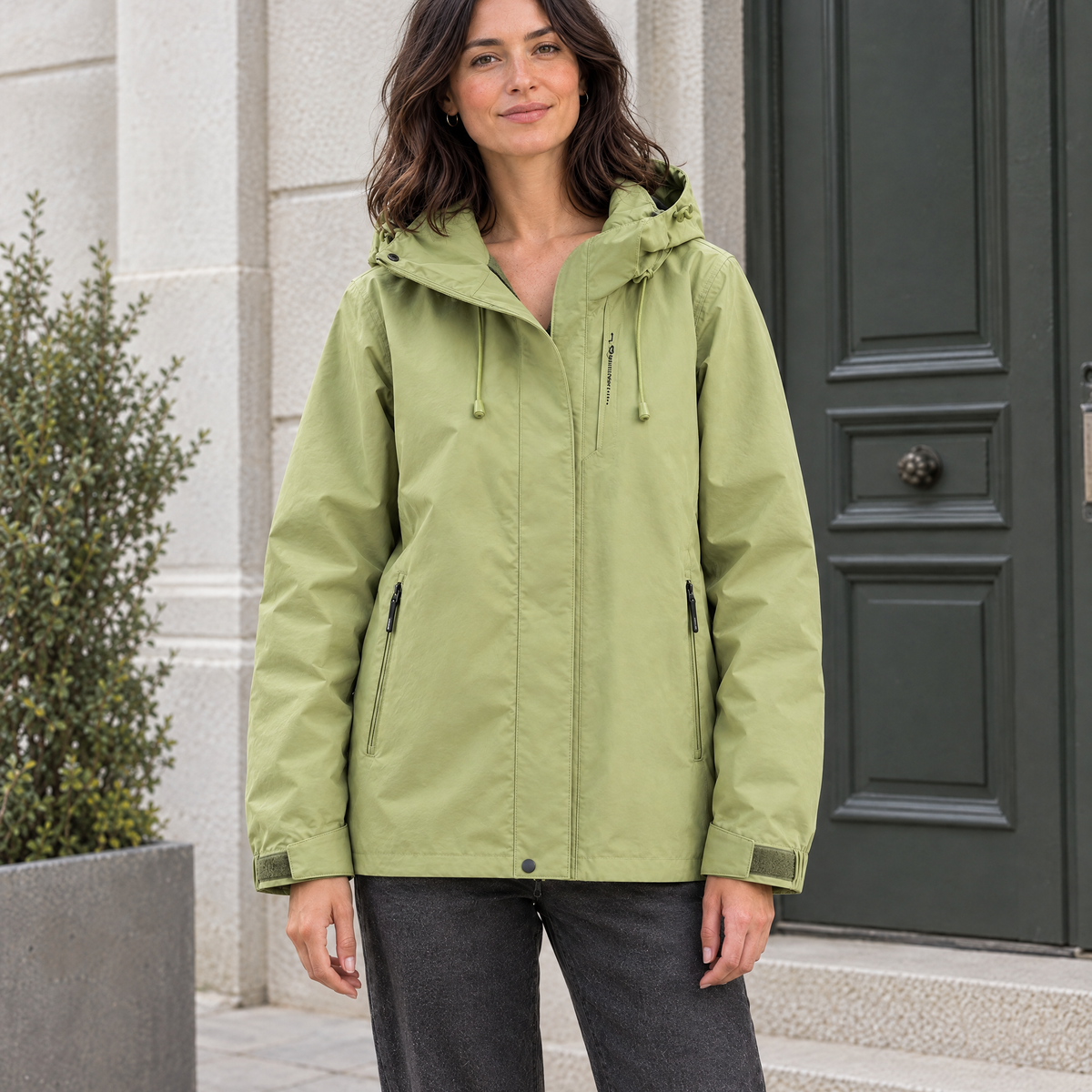 woutdoor apple green intro1