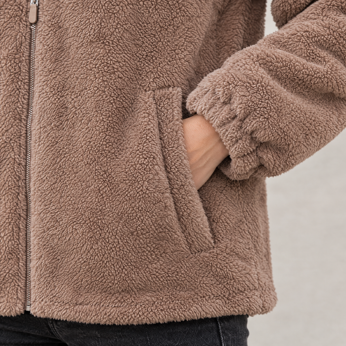 fleecejacket light brown feature3
