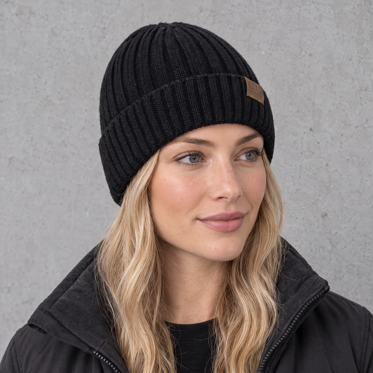Women's knit beanie feature photograph [wb-gender-final-40]