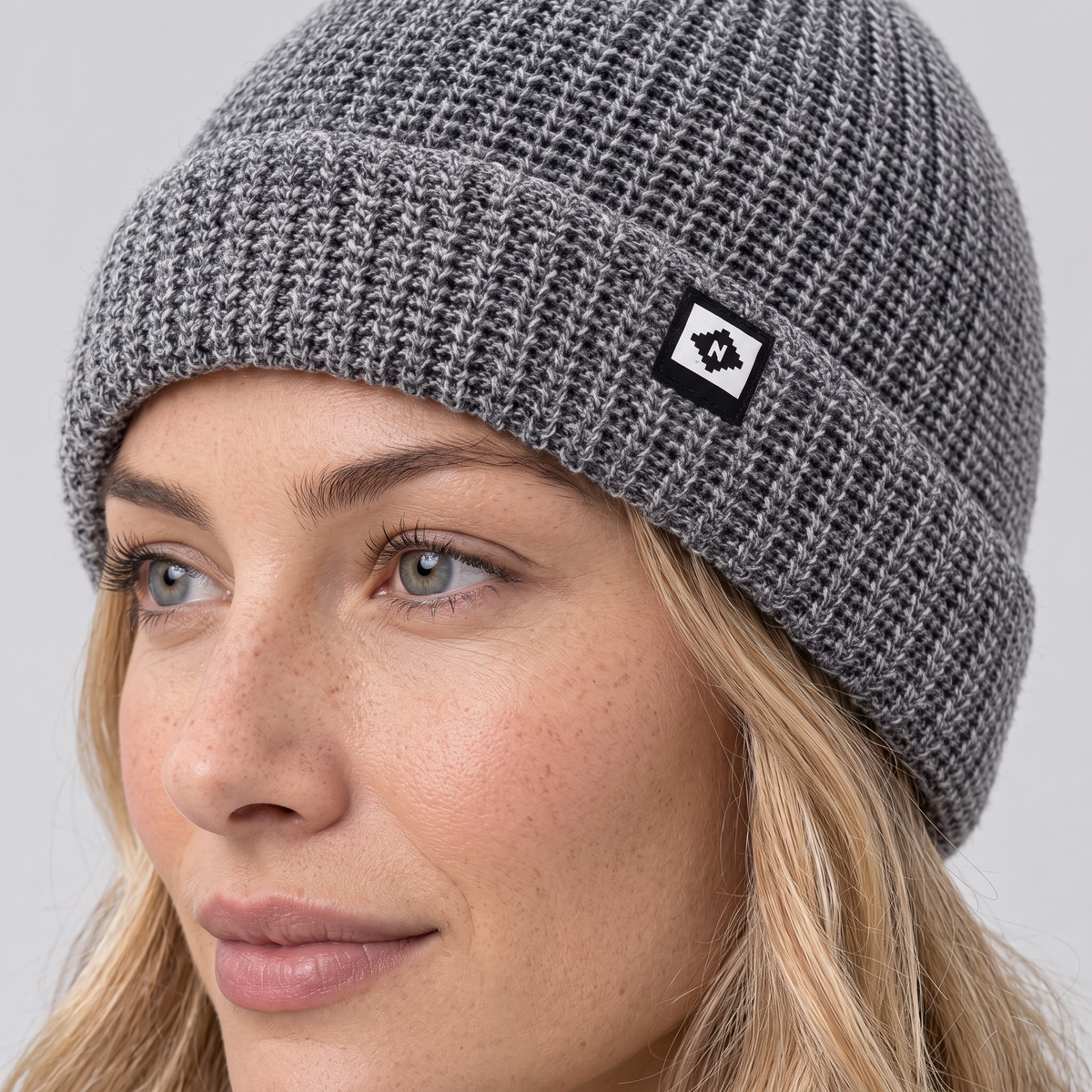 Women's knit beanie feature photograph [wb-gender-final-125]