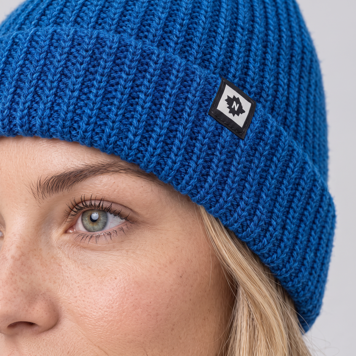 Women's knit beanie feature photograph [wb-gender-final-130]