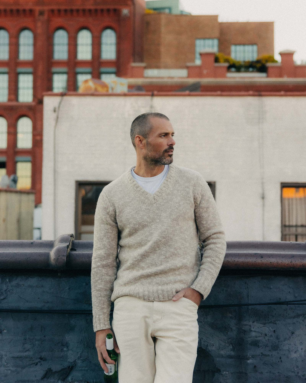Men's The Match V-Neck Sweater in Sable Merino Slub