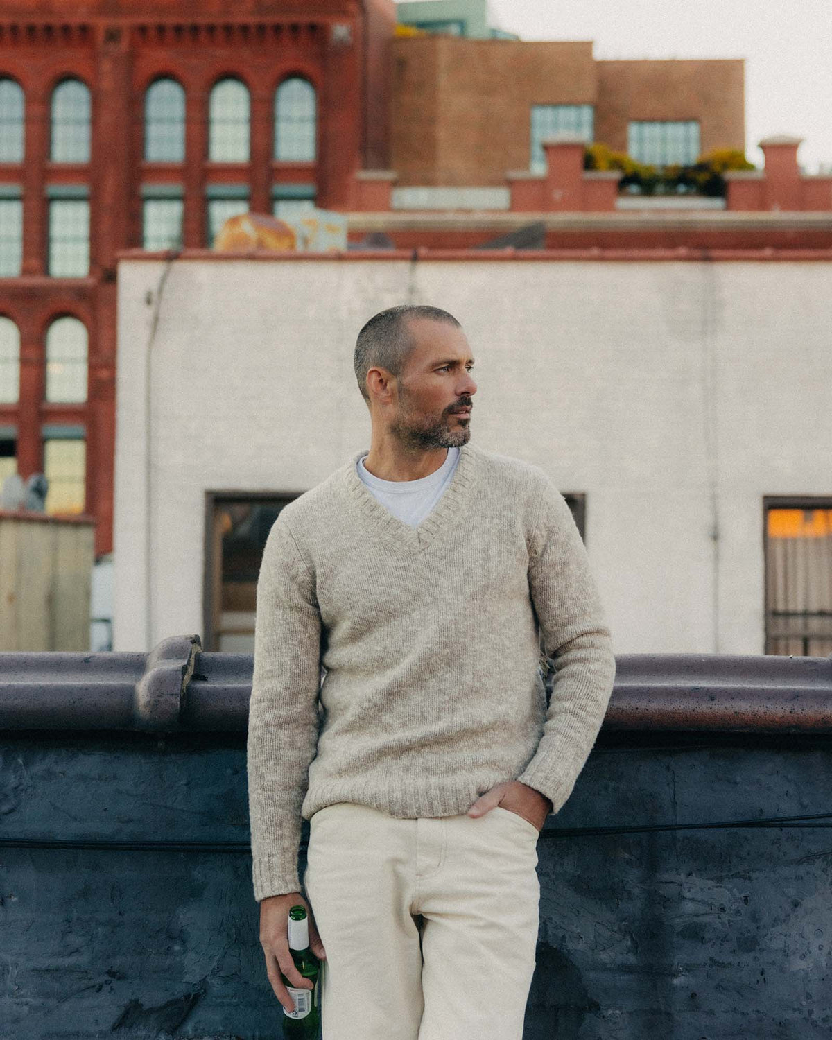 Men's The Match V-Neck Sweater in Sable Merino Slub