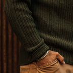 Men's The Wharf Sweater in Dark Olive