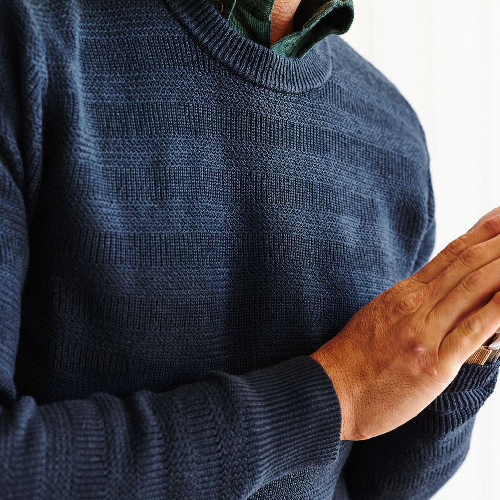 Men's The Hugo Sweater in Navy