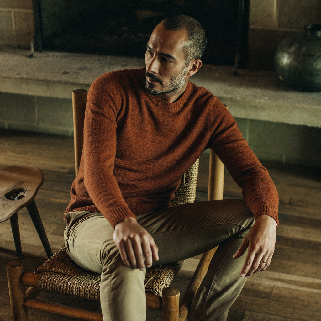 Men's The Lodge Sweater in Rust
