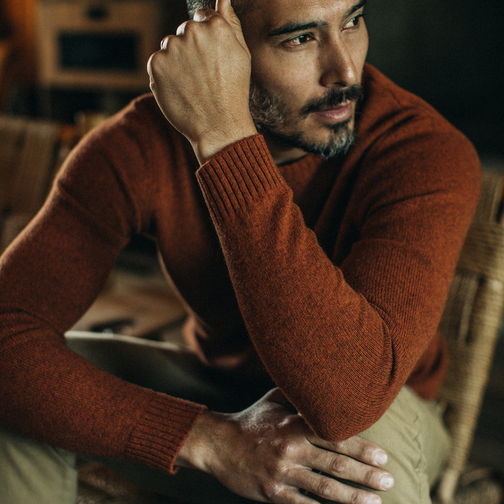 Men's The Lodge Sweater in Rust