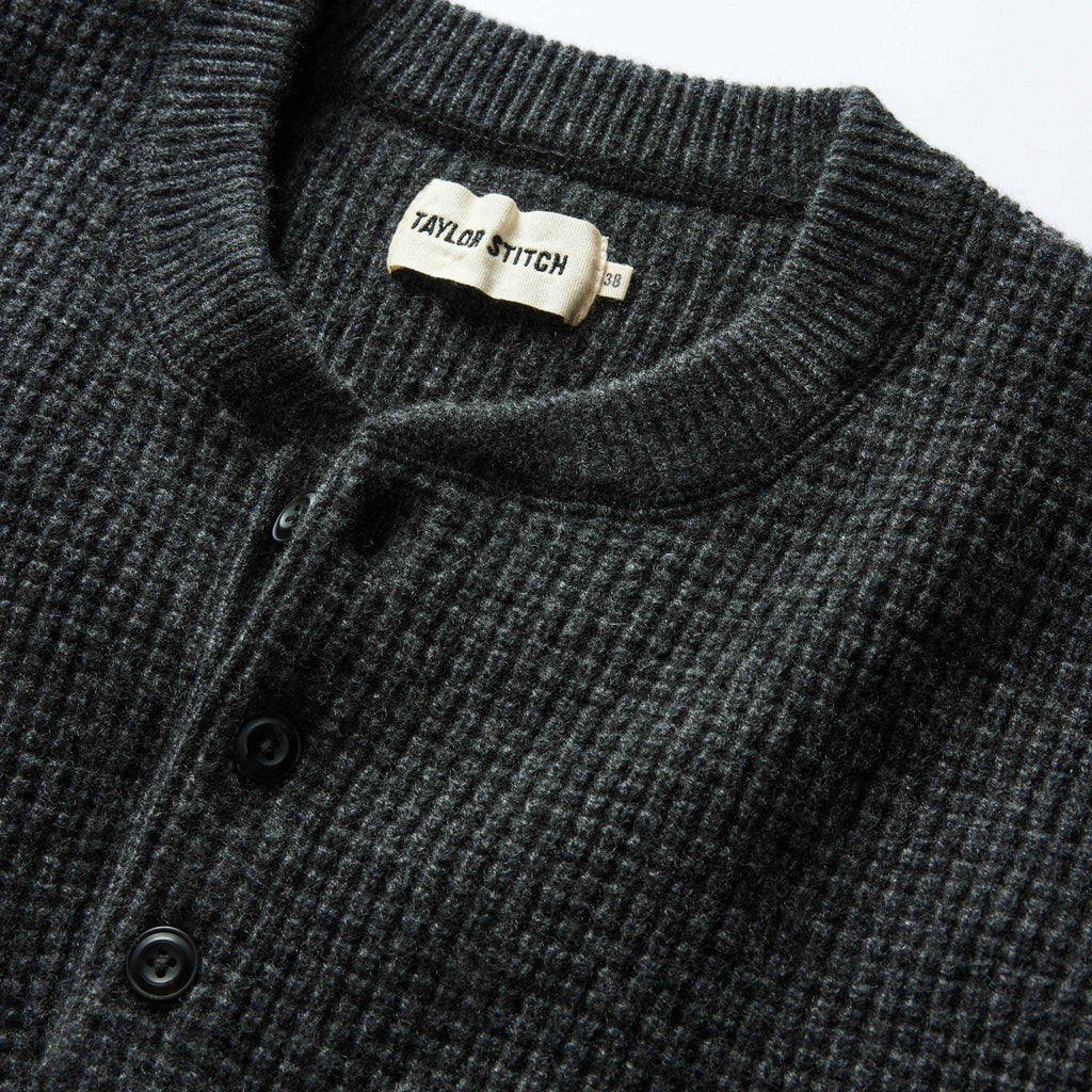 Men's The Sidecountry Sweater in Heather Coal Merino Waffle