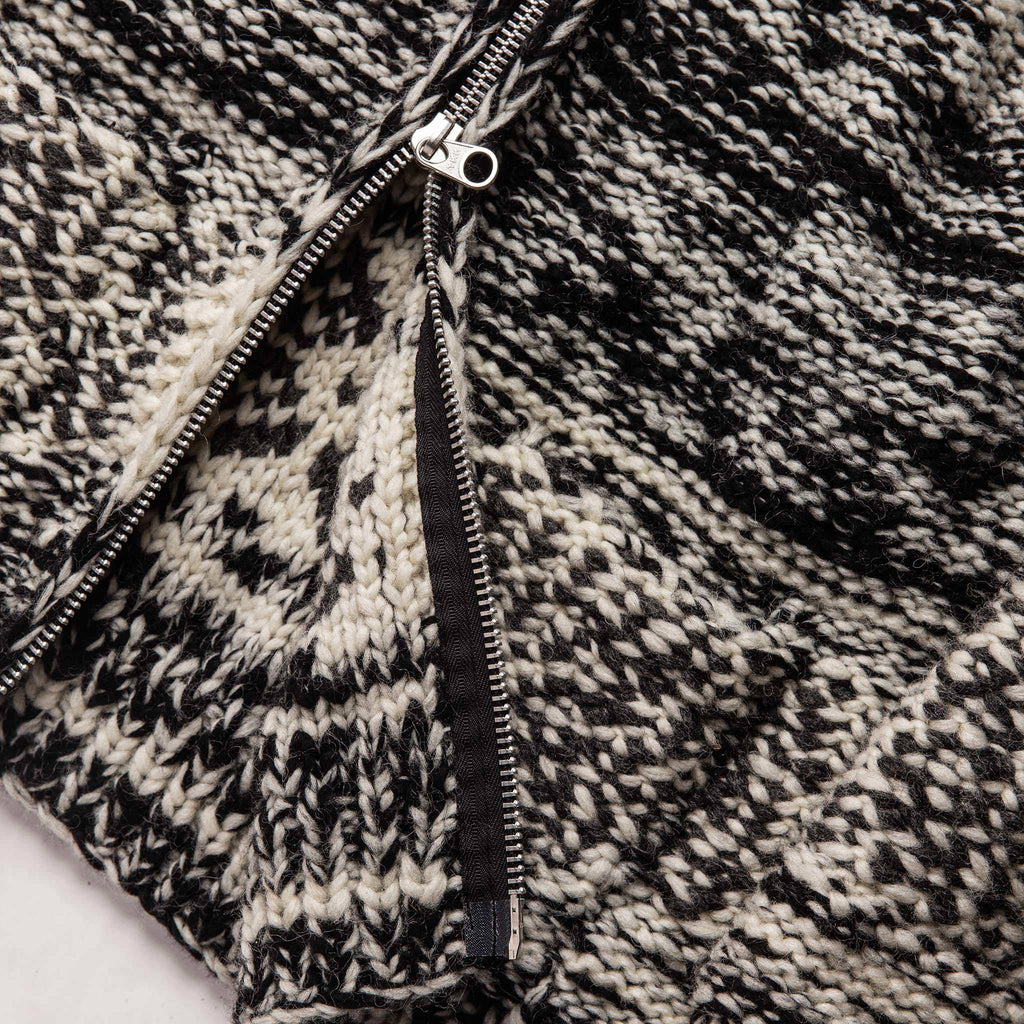 Men's The Seawall Hand-knit Sweater in Coal
