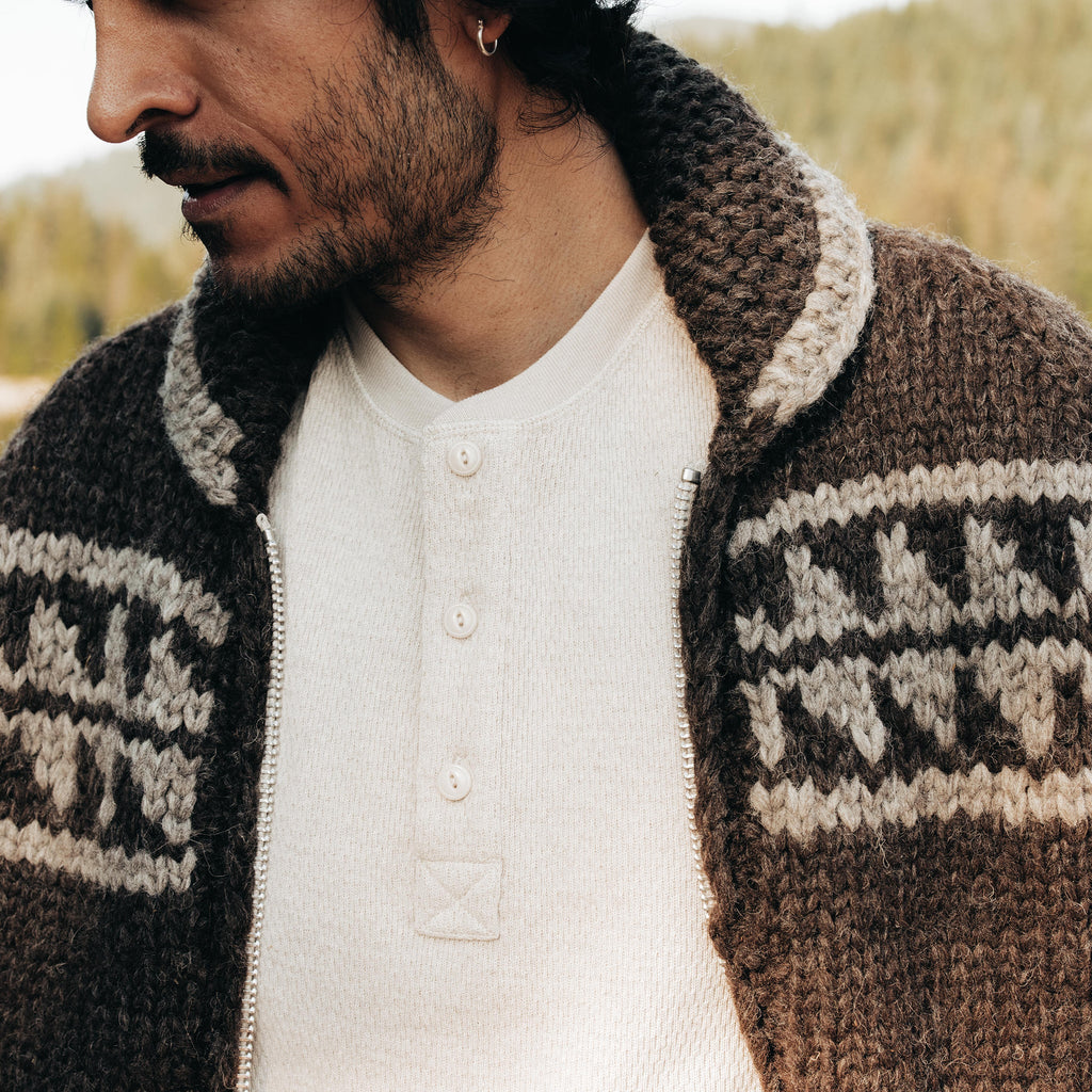 Men's The Seawall Hand-Knit Sweater in Mahogany