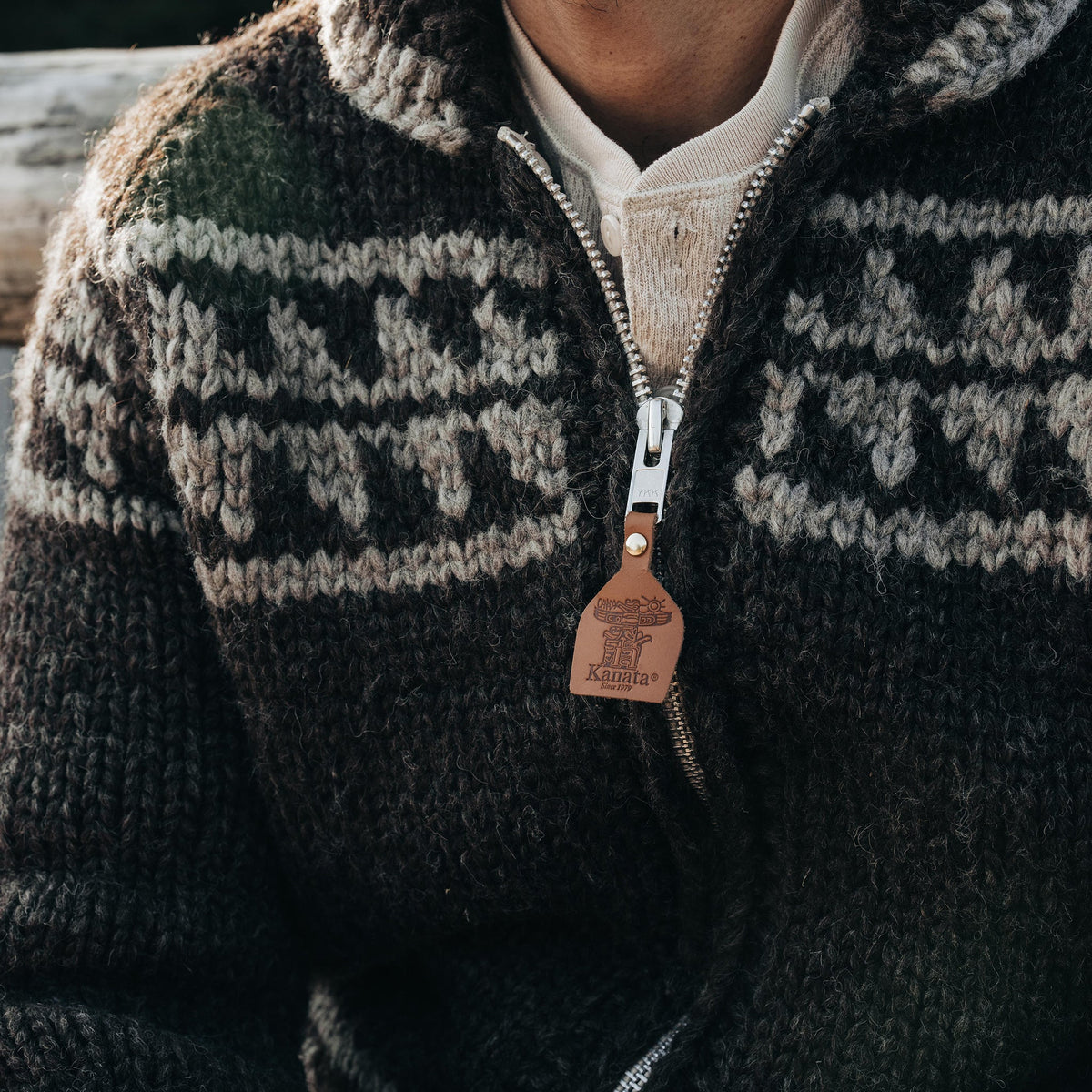 Men's The Seawall Hand-Knit Sweater in Mahogany