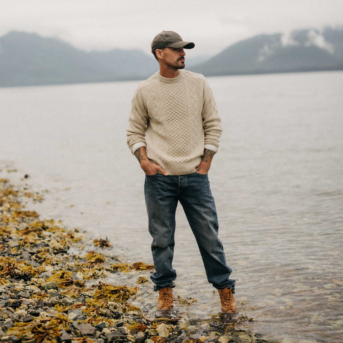 Men's The Orr Sweater in Marled Oat Merino