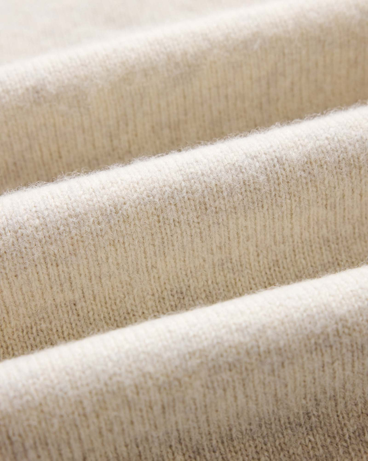 Men's The Eastmoor Sweater in Heather Ivory Wool