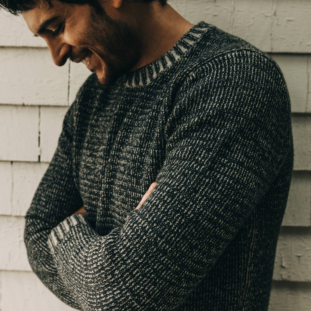 Men's The Headland Sweater in Marled Navy