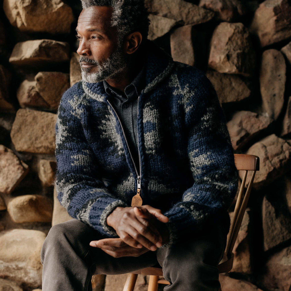 Men's The Seawall Hand-Knit Sweater in Navy Kilim