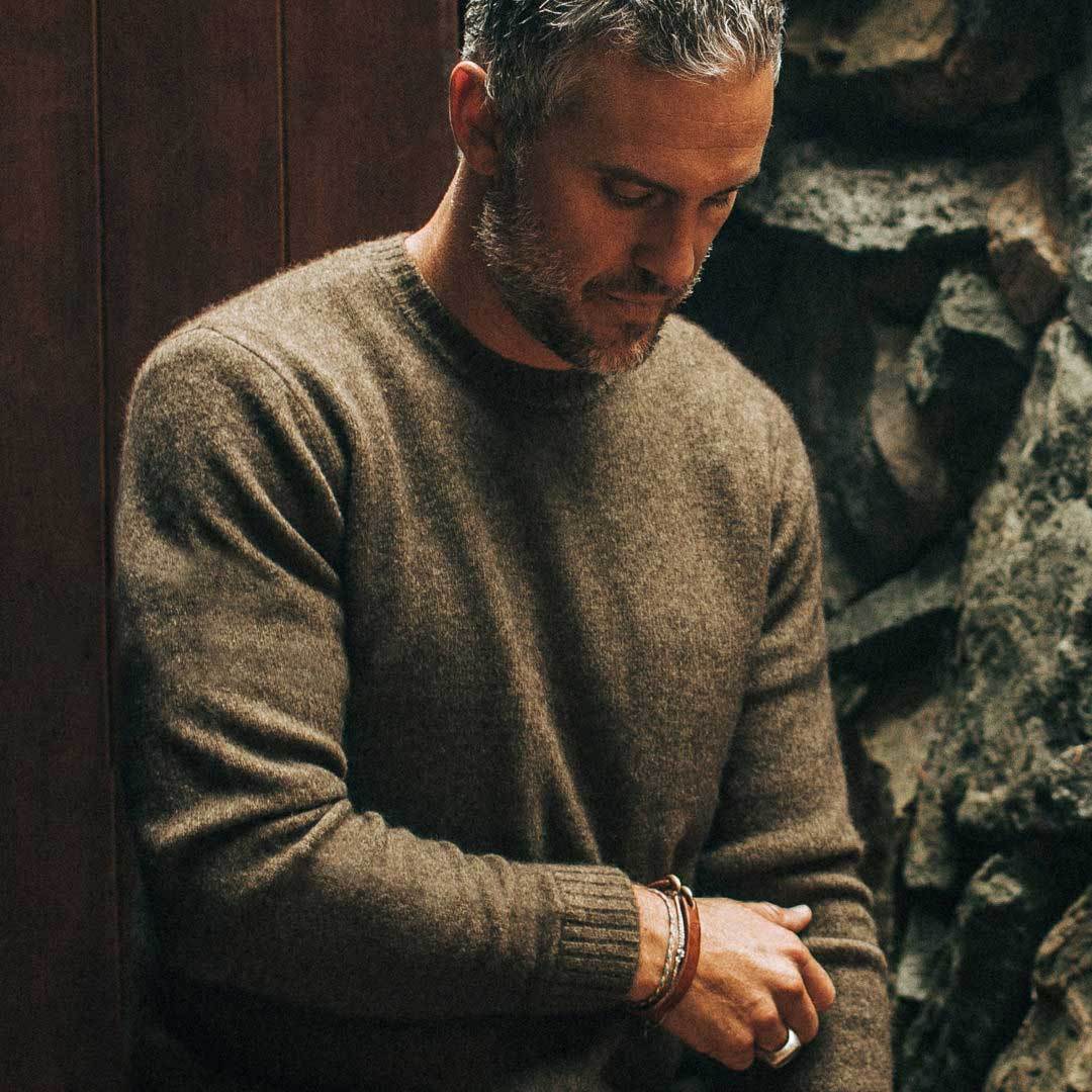 Men's The Lodge Sweater in Army