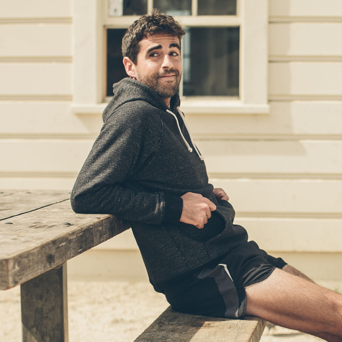Men's The Hoodie in Charcoal Fleck Fleece — Sweater