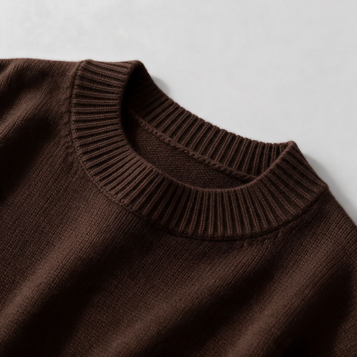 Brown oversized sweater feature2