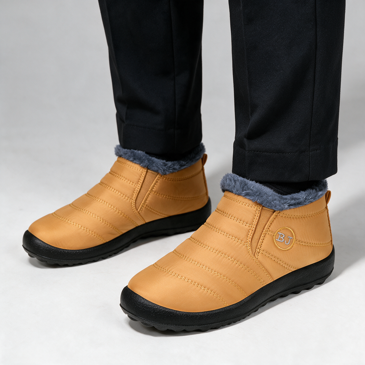 Gold ankle boots feature5