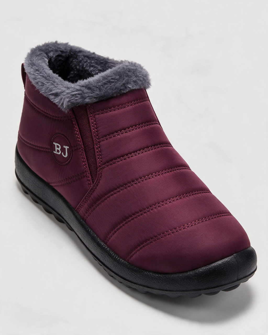 Plush-lined boot opening