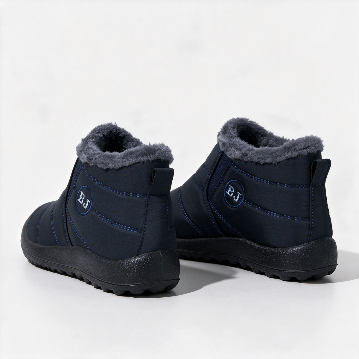 Navy plush-lined boots feature1