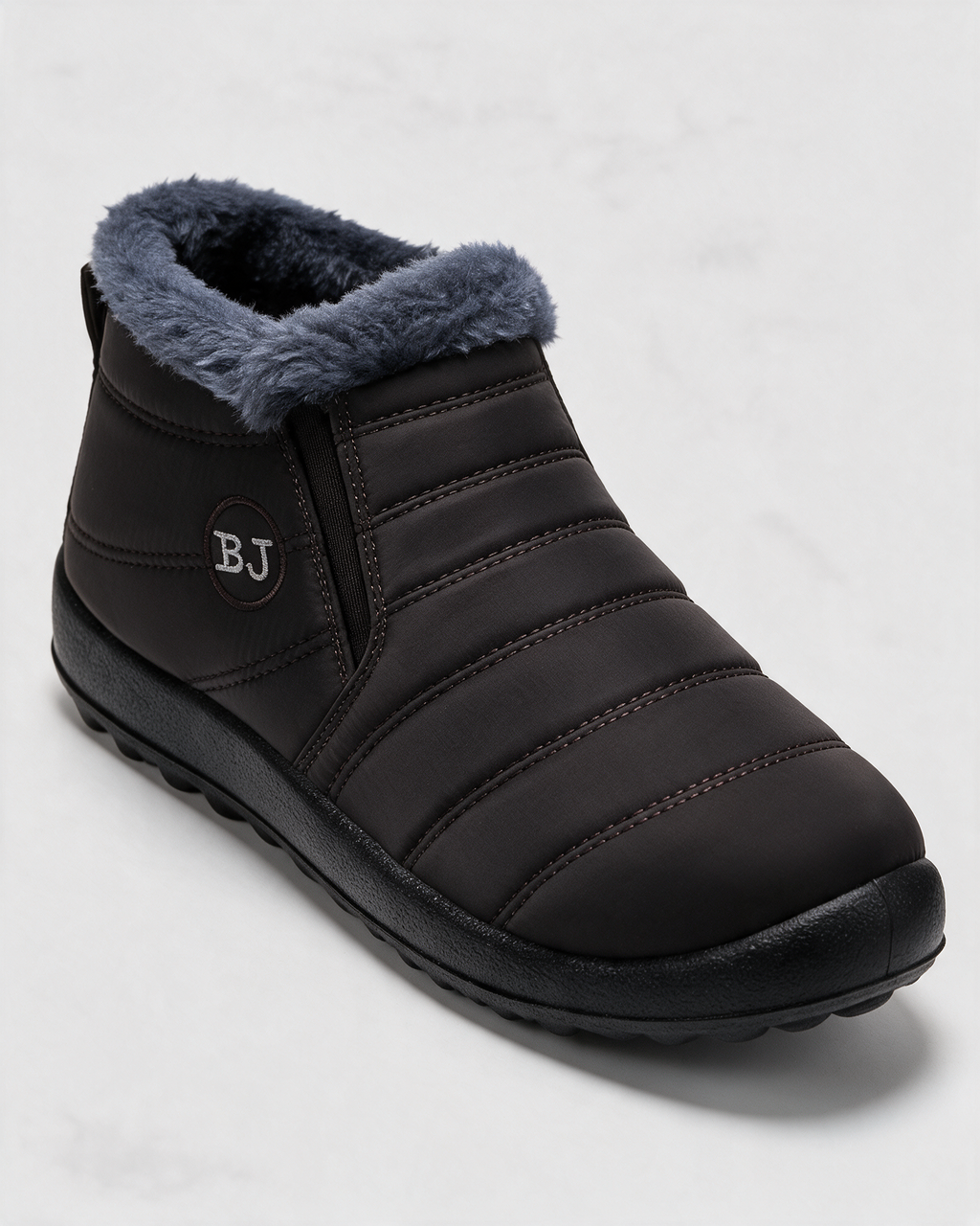Plush-lined boots opening
