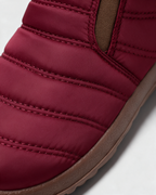 Boot editorial and construction view 2385