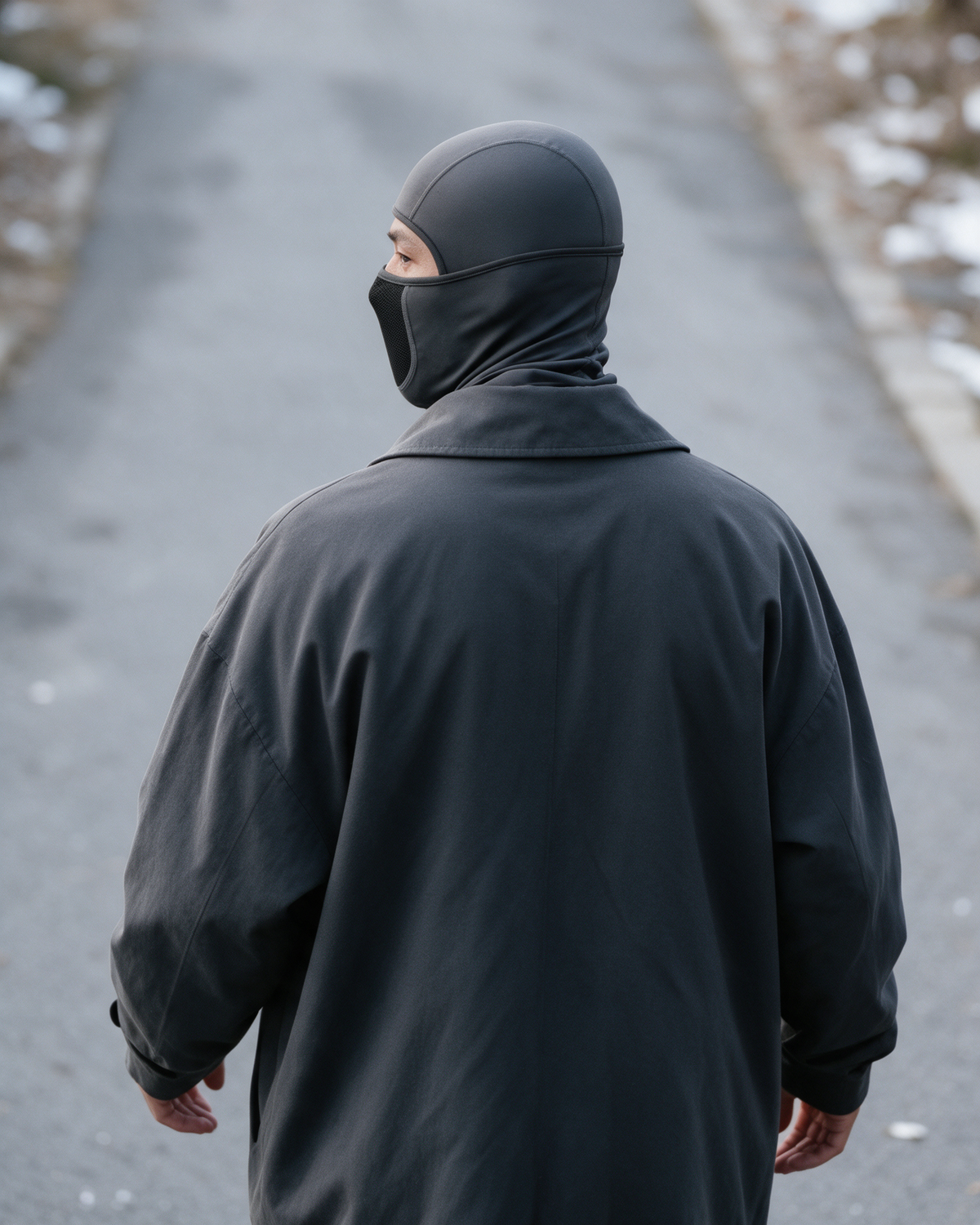Fleece-lined balaclava texture and fit