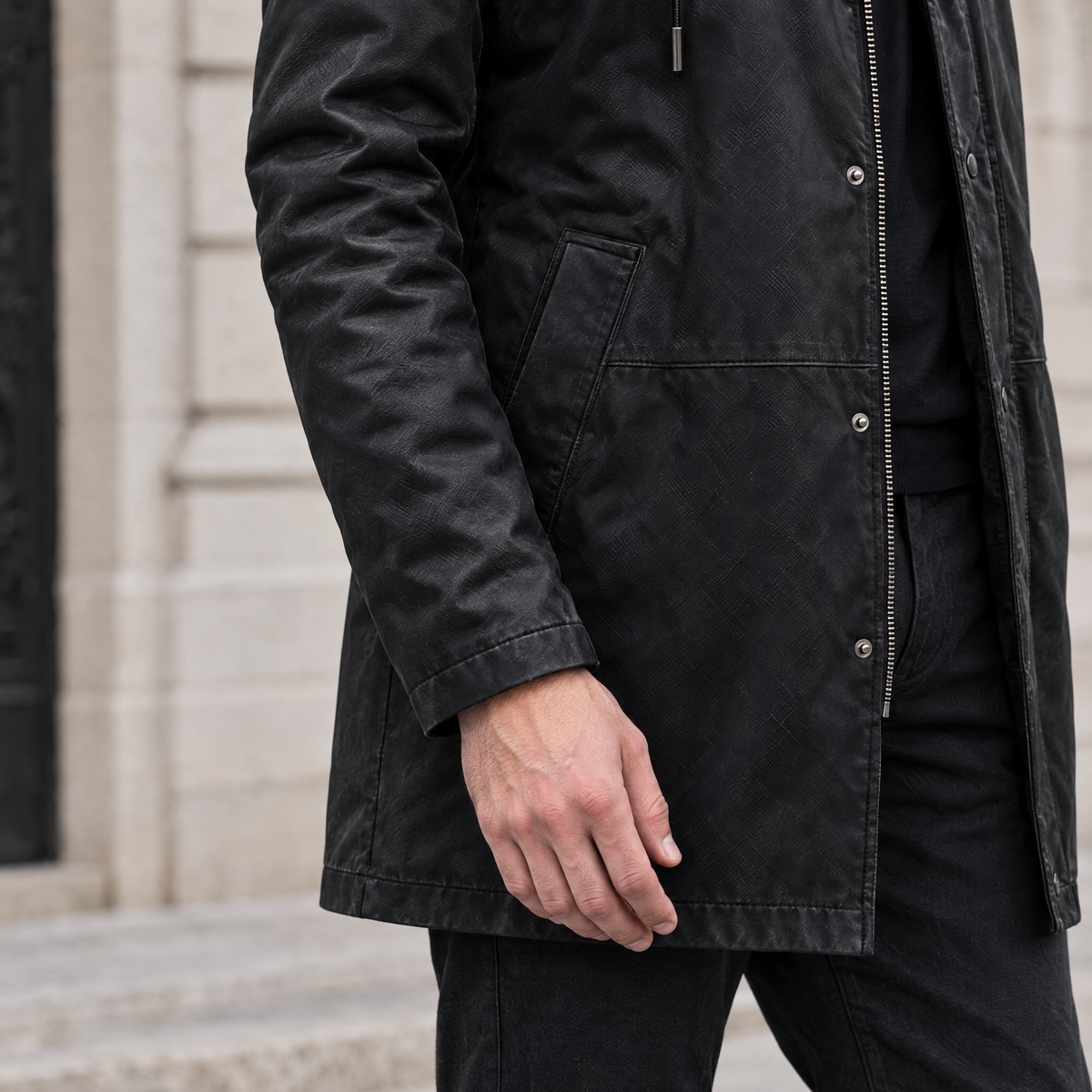 Men's Ari Hooded Anorak — Jacket — Black — sleeve-detail