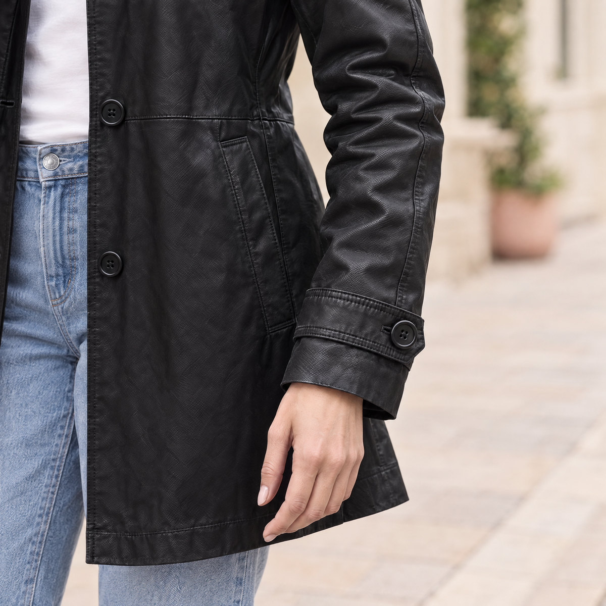 Women's Iris Lightweight Short Trench Coat — Black — sleeve-detail