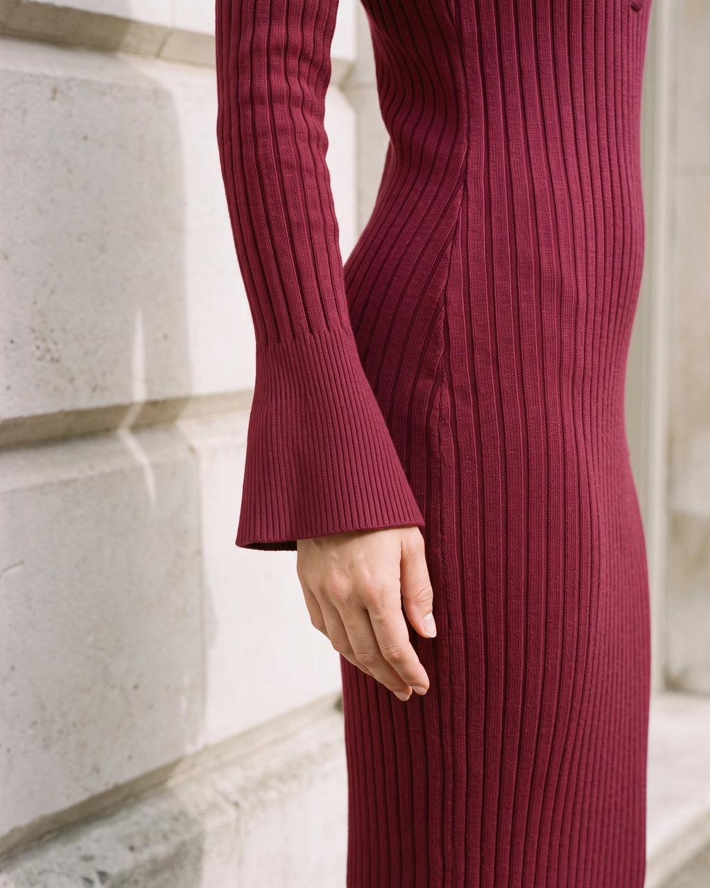 Wine red collared bell-sleeve knit midi dress