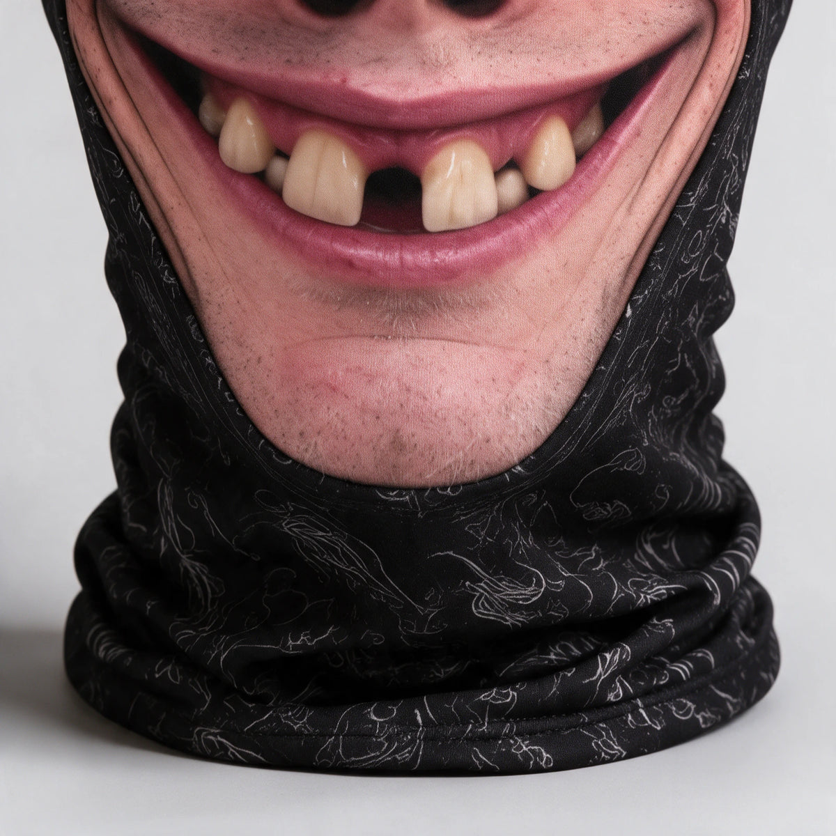 Bucktooth Grin mask — feature 3